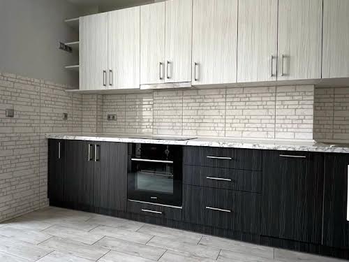 квартира за адресою Степана Бандери вул., 1е
