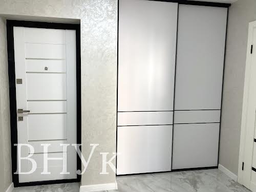 квартира за адресою Білогірська вул., 13