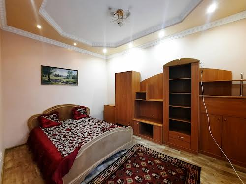 квартира за адресою Академіка Романа Кучера вул., 28
