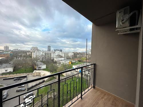 квартира за адресою Генуезька вул., 1-Е