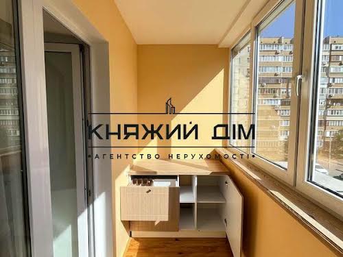 квартира за адресою Драгоманова вул., 44-А