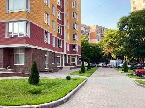 квартира за адресою Владислава Бувалкіна вул. (Бочарова Генерала), 35-Д