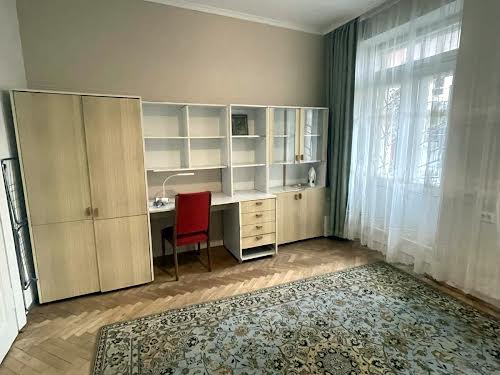 квартира по адресу Базарная ул., 18