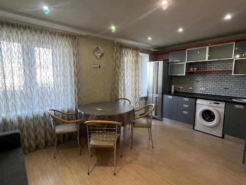 квартира по адресу Рабочая ул., 73