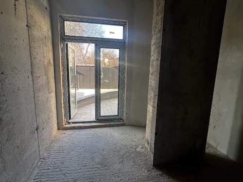 комерційна за адресою Вовчинецька вул., 55