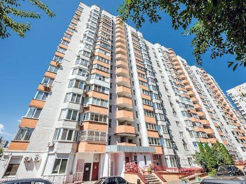 квартира за адресою Анни Ахматової вул., 35-А
