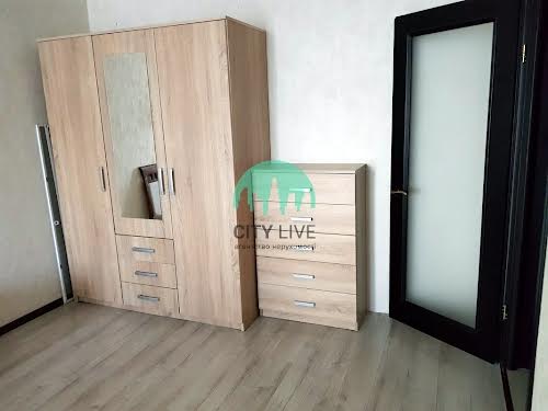 квартира за адресою Чорновола вул., 10