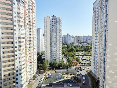 квартира за адресою Пчілки Олени вул., 8