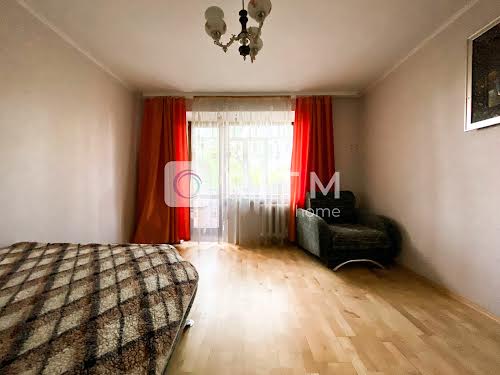 квартира за адресою Конякіна вул., 37