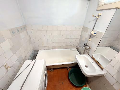 квартира по адресу Героїв України, 1