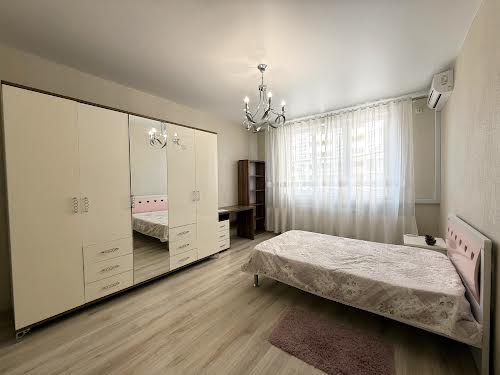 квартира за адресою Віталія Нестеренка вул., 1б