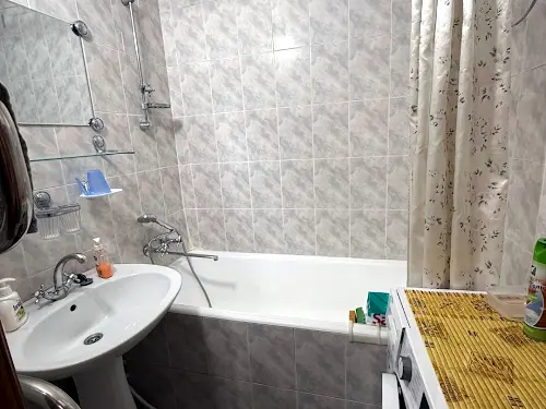 квартира за адресою Миколи Бажана просп., 9