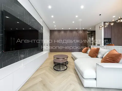 квартира по адресу Андрея Верхогляда ул. (Михайла Драгомирова), 17-Б