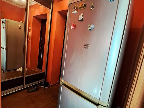 квартира за адресою Павла Тичини вул., 18
