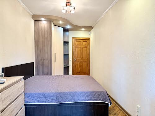 квартира по адресу Озёрная ул., 12