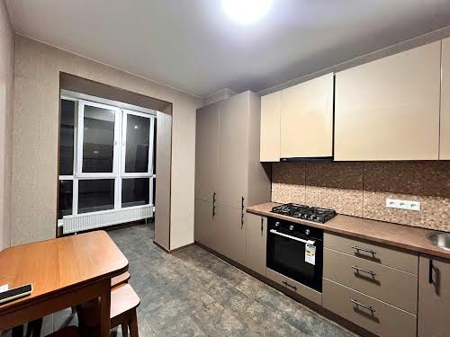квартира за адресою Соборна вул., 126/10