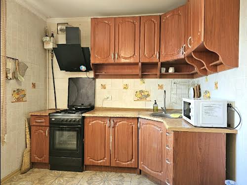 квартира за адресою Водопровідна вул., 41