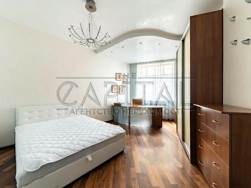 квартира за адресою Старонаводницька вул., 6Б