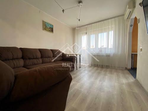 квартира за адресою Рокосовського вул., 9