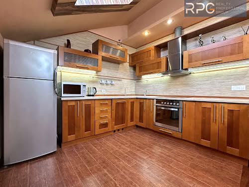 квартира за адресою Шота Руставелі вул., 44