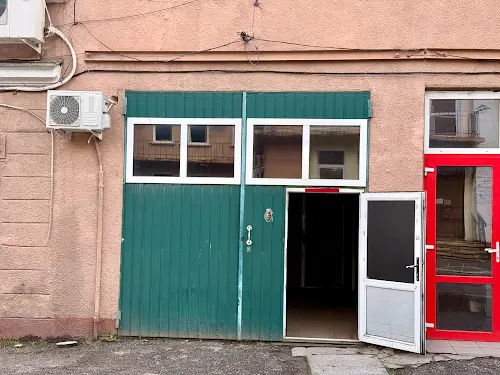 коммерческая по адресу Адмиральский просп., 38