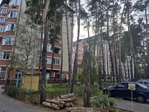 квартира за адресою Счастлива, 10