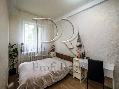 квартира за адресою Авіаконструктора Антонова вул., 4