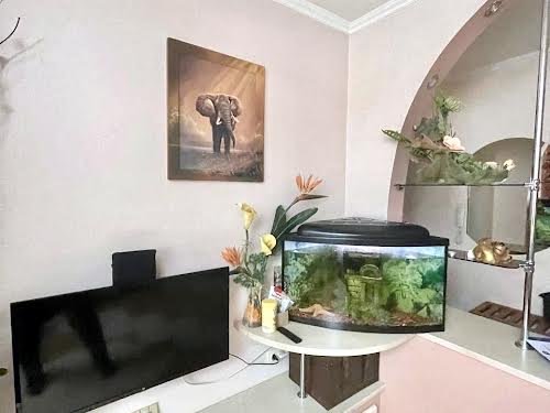 квартира за адресою Коновальця вул., 3