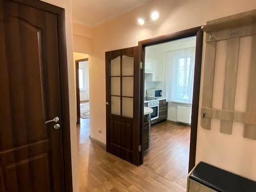 квартира за адресою Софії Русової вул., 5Б