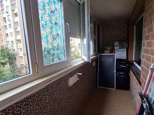 квартира за адресою Академіка Сахарова вул., 38