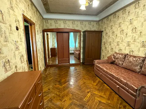 квартира за адресою Печерський узвіз, 19