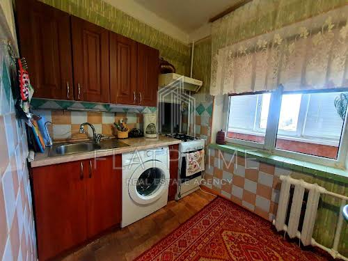 квартира за адресою Зодчих вул., 62