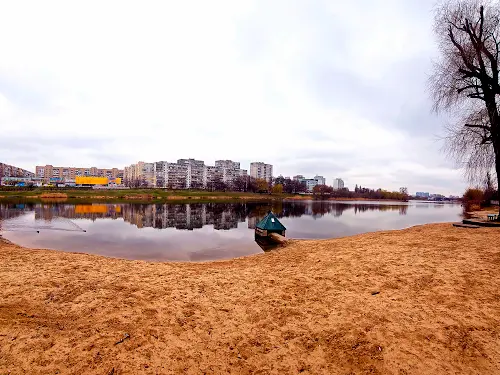 участок по адресу Зелена, 1