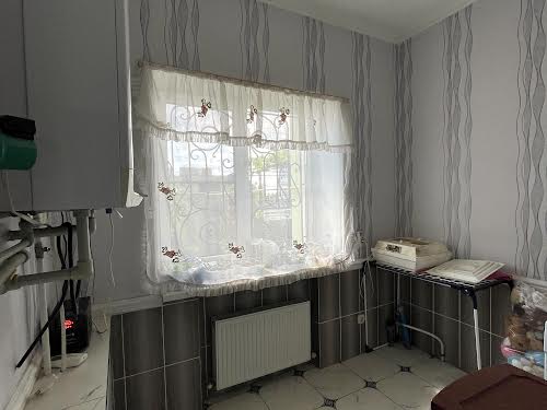 дом по адресу Центральна