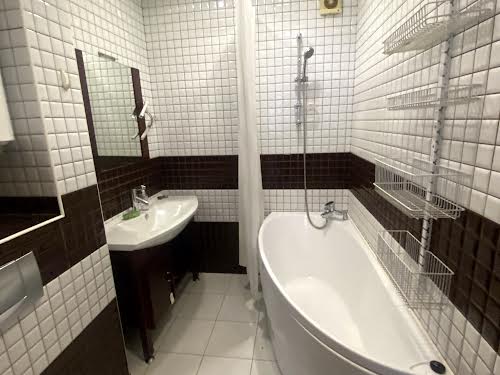 квартира за адресою Драгоманова, 6а