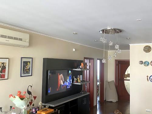 квартира по адресу Миколы Бажана просп., 12