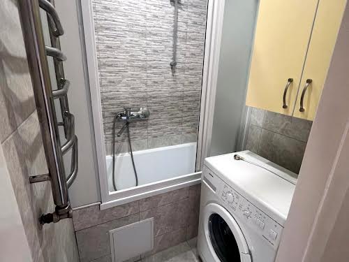 квартира за адресою Миропільська вул., 13