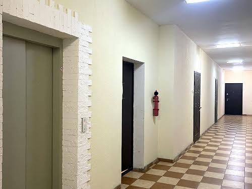 квартира за адресою Академіка Писаржевського вул., 8