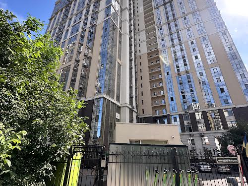 квартира за адресою Французький бульв., 60г