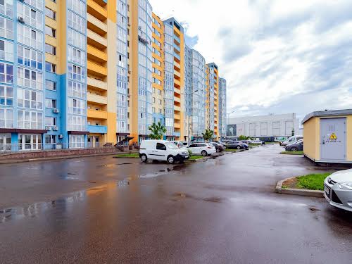 квартира за адресою Берковецька вул., 6Б