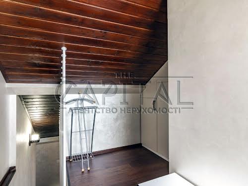 квартира за адресою Регенераторна вул., 4
