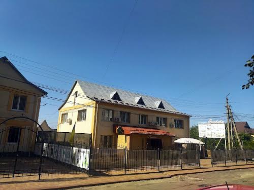 комерційна за адресою Львівське шосе, 20/1
