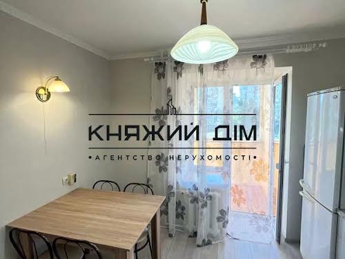 квартира за адресою Драгоманова вул., 44-А