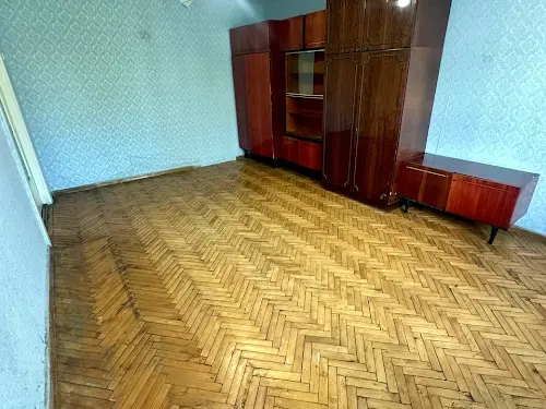 квартира за адресою Космонавтів просп., 78