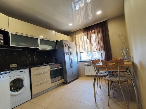 квартира за адресою Калинова, 65