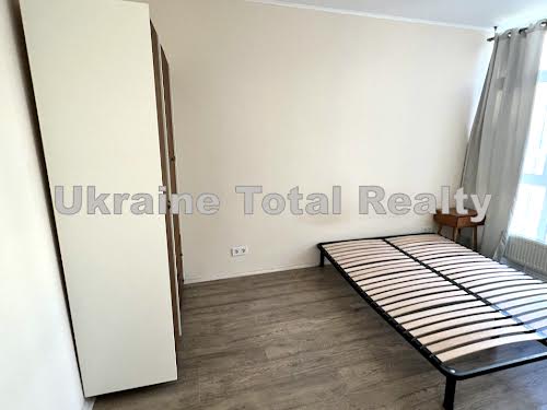 квартира за адресою Райдужна вул., 58