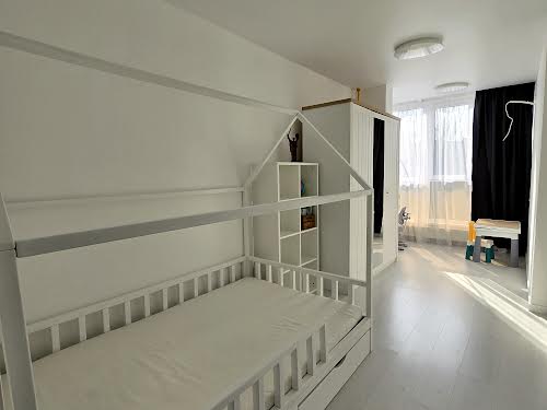 квартира за адресою Метрологічна вул., 15