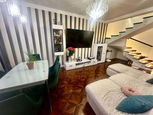 квартира по адресу Героїв Крут ул., 3