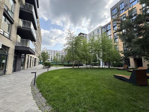 квартира за адресою Салютна вул., 2