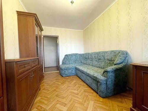 квартира за адресою Братиславська вул., 15